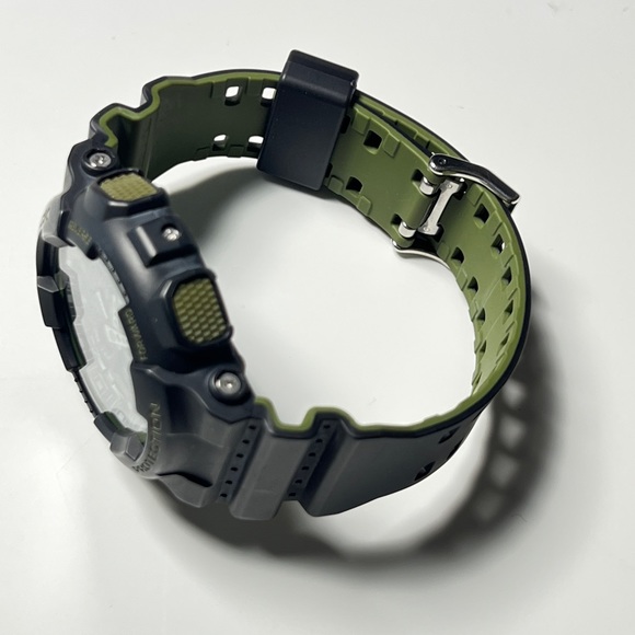 Casio G-Shock 5081 GA-100L, in rare black and green color combination. - Picture 4 of 7